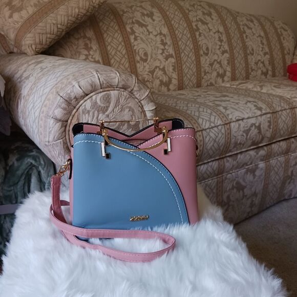 Pink & Blue Leather Shoulder Bag, Crossbody Bag, Handbag, Tote, Purse - Picture 7 of 15